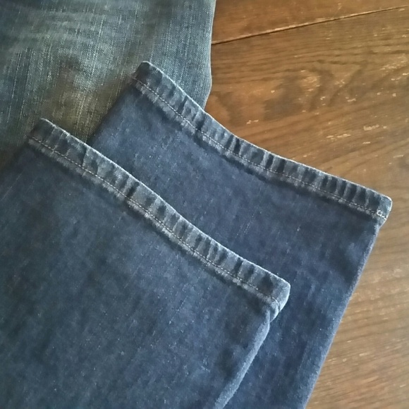 DKNY East Village Jeans - Picture 4 of 6